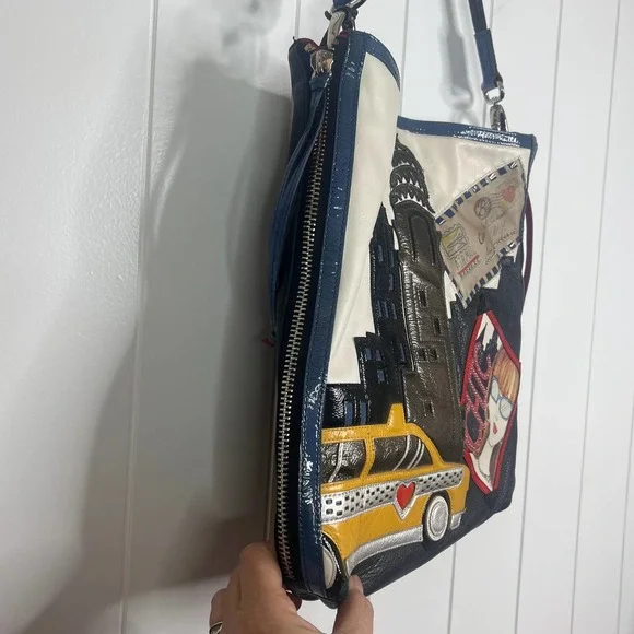 BRIGHTON BAG “Uptown” Fashionista NYC appliqué Leather Bag/Tote - Picture 4 of 13